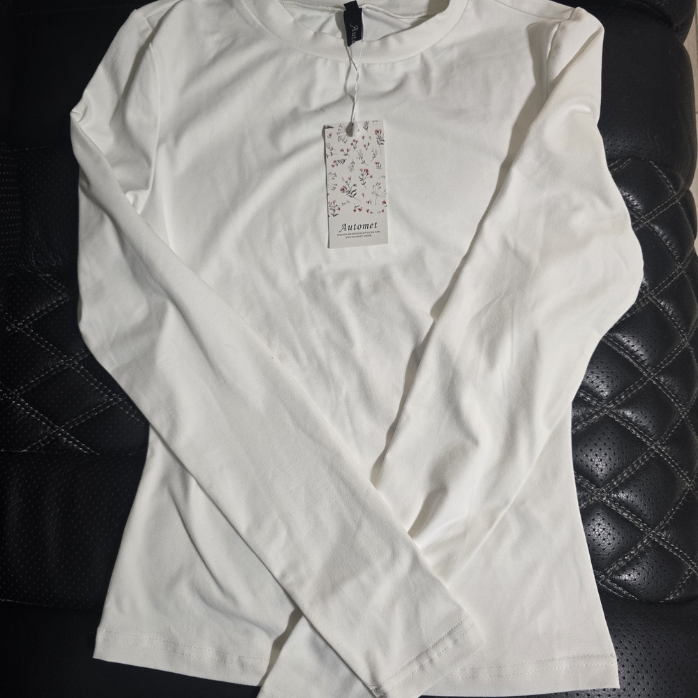 Aatoment Women's Long Sleeve White Top